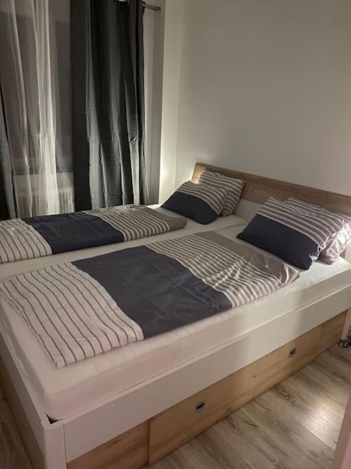 In Mariahilferstrasse/schwendermarkt Apartment *