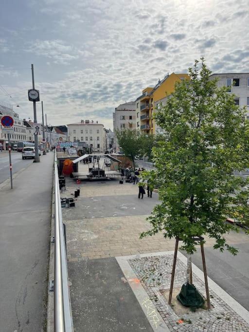 In Mariahilferstrasse/schwendermarkt Apartment Vienna